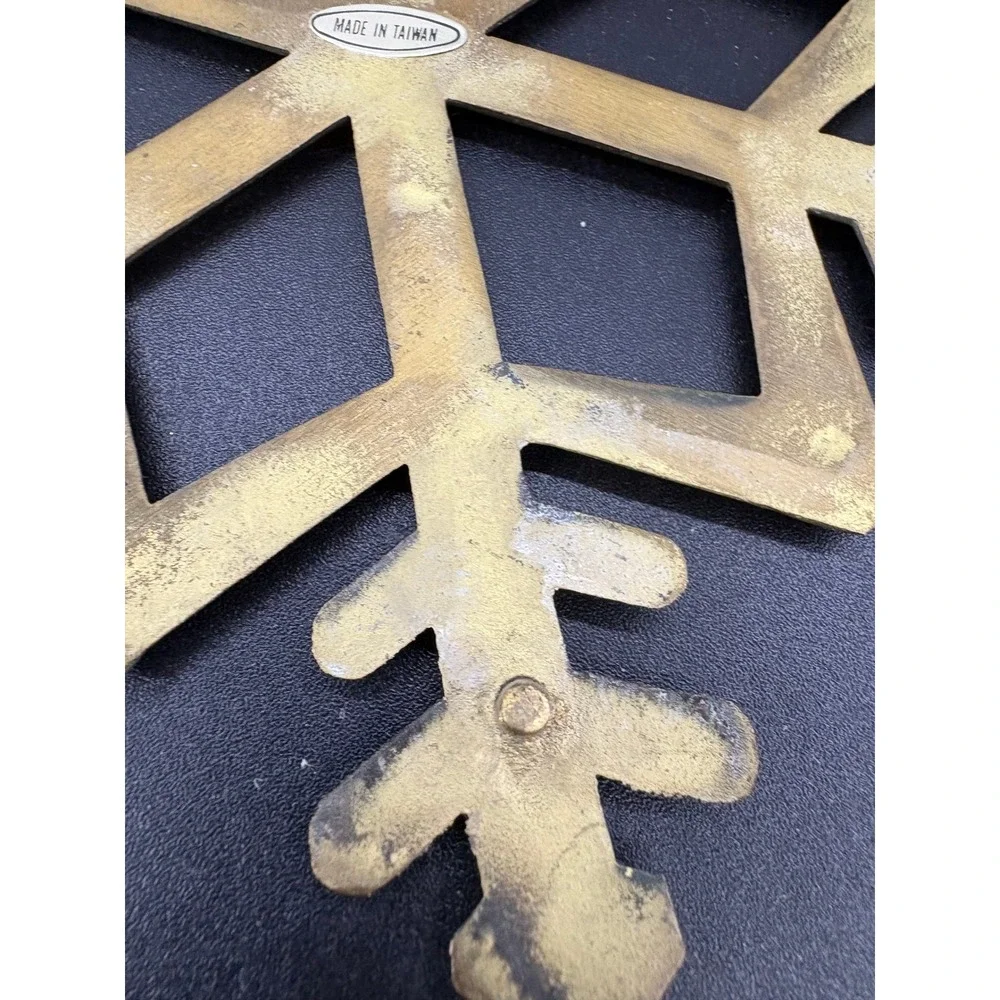 Vintage Brass Snowflake Trivet Large 8.5 Inch Metal Hot Plate Stand Taiwan